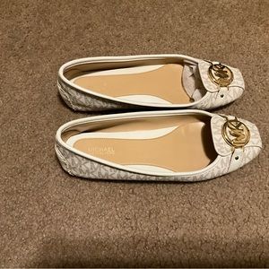 Michael Kors size 8.5 ladies flats